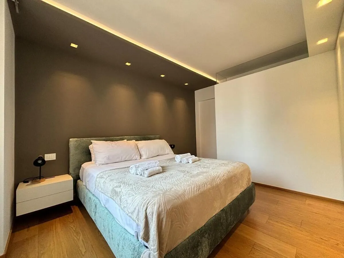 מילאנו Luxury Brera Apartment - Corso Como 9