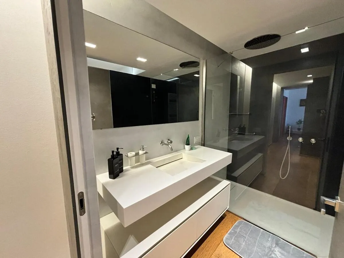 מילאנו Luxury Brera Apartment - Corso Como 9
